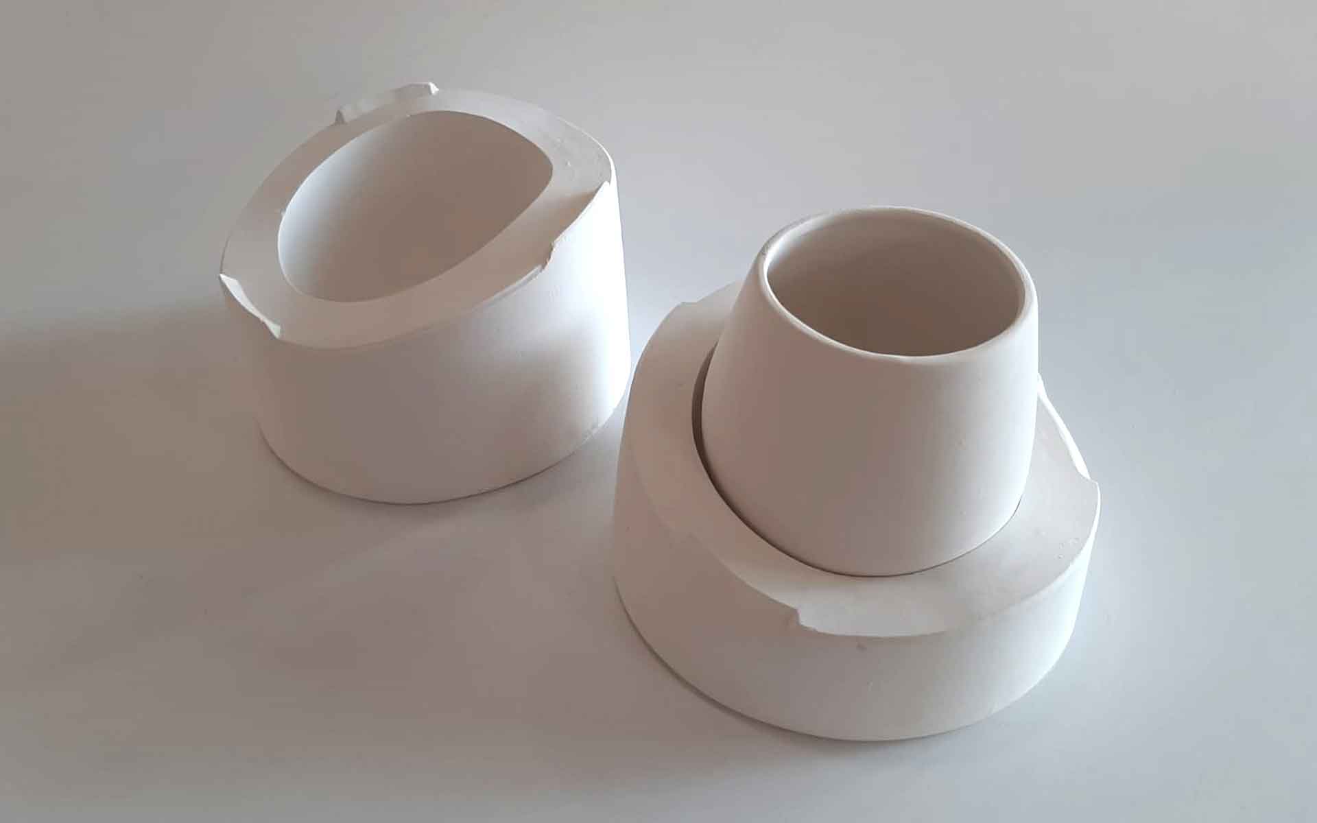 Taller  Fabricación de moldes de yeso para cerámica con Kate O