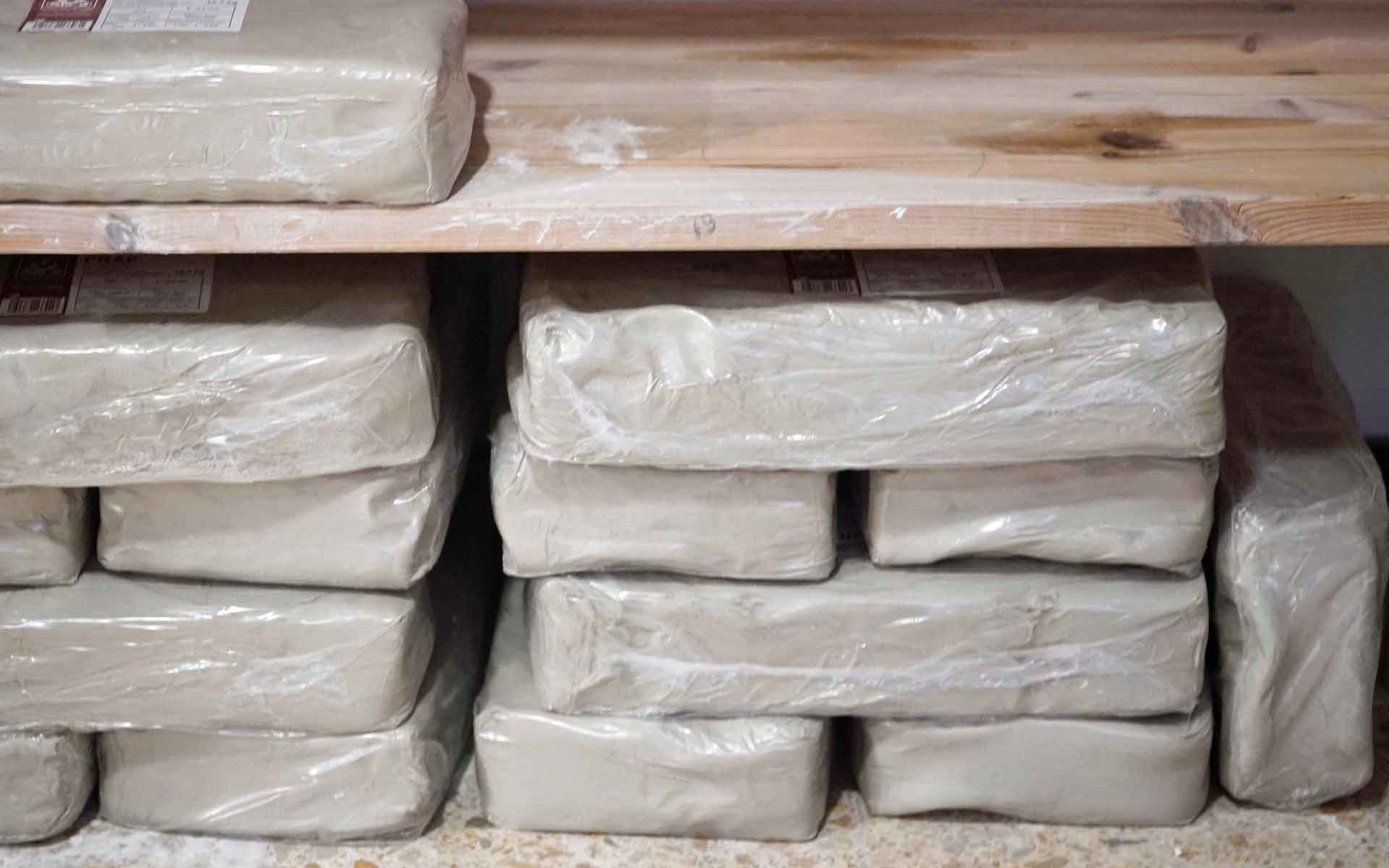 montar-un-estudio-de-cerámica-en-casa-137-degrees-01 Montar un estudio de cerámica en casa